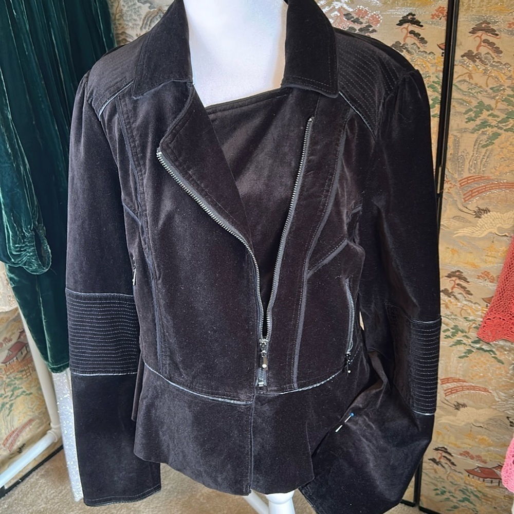 WHITE HOUSE BLACK  MARKET MOTO STYLE JACKET SIZE MEDIUM
